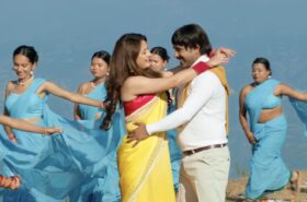 ‘मालती मंगले’को दोस्रो गीत ‘ढुङ्गा माथि लेऊ’ सार्वजनिक, विजय र वर्षा देखिए शाहरुख-काजोलको अवतारमा