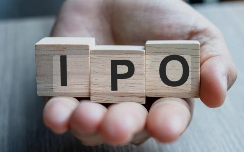 एनएलजी इन्स्योरेन्स र समता घरेलु लघुवित्तको बोनस शेयर वितरण 