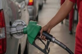 युद्धविरामको घोषणा लगत्तै विश्व बजारमा कच्चा तेलको मुल्यमा भारी गिरावट