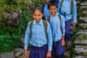 स्कुलको शुल्कमा तीव्र वृद्धि : अभिभावक आक्रोशित लुटतन्त्रको आरोप