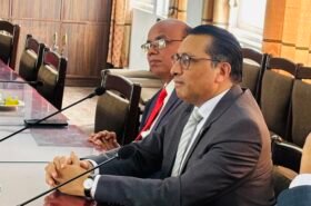 सुनसरी घटनाबारे सर्वदलीय बैठकमा अर्थमन्त्री वाग्ले सहभागी