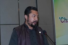 आगामी वर्ष विद्युत् पूर्वाधारमा ८० अर्ब लगानी, १२ प्रसारण लाइन एक वर्षभित्र सम्पन्न गरिने : उर्जामन्त्री श्रेष्ठ