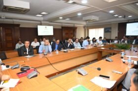 करदातालाई राष्ट्र निर्माणको साझेदारका रूपमा सम्मान गरिन्छ : अर्थमन्त्री वाग्ले