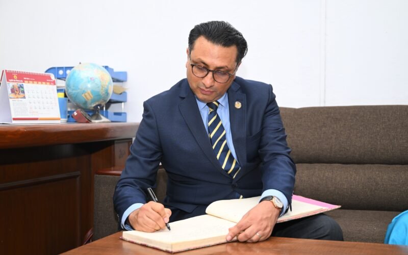 वैदेशिक सहायता, अनुदान र ऋणलाई एउटै रूपमा हेर्दा भ्रम: अर्थमन्त्री वाग्ले