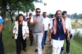 सुनसरी खोला तटबन्धको निरीक्षणपछि मन्त्री श्रेष्ठको निर्देशन : बाढी नियन्त्रण र सिँचाइ विकासलाई एकीकृत रूपमा अघि बढाइने