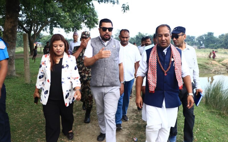 सुनसरी खोला तटबन्धको निरीक्षणपछि मन्त्री श्रेष्ठको निर्देशन : बाढी नियन्त्रण र सिँचाइ विकासलाई एकीकृत रूपमा अघि बढाइने