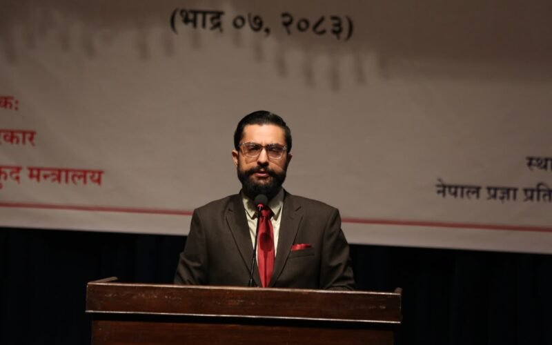 शिक्षा विधेयक सरकारको पहिलो प्राथमिकतामा : शिक्षामन्त्री पोखरेल