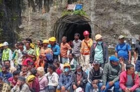 नेपाली सेनाले अप्पर त्रि-शुली हाइड्रोपावरको टनेलमा फसेका ३५० जनासहित ८८३ जनाको नेपालीको उद्धार