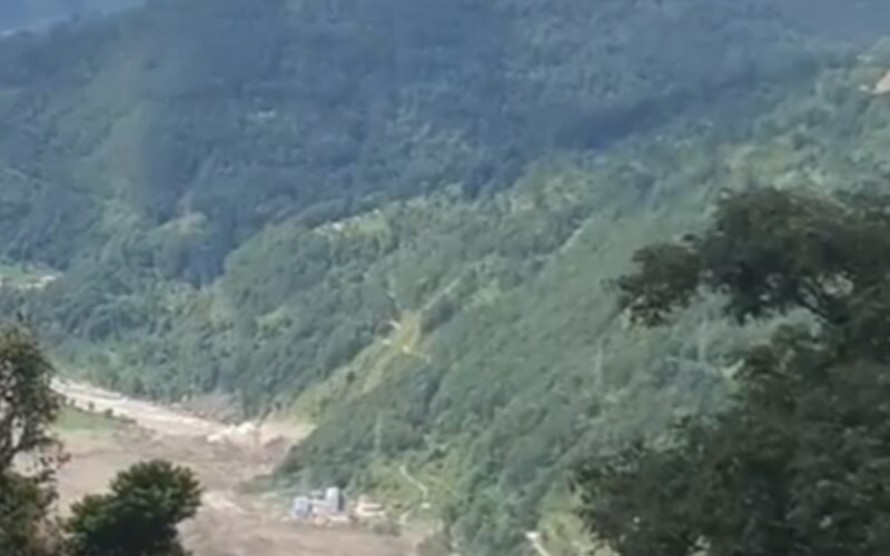 रसुवामा भोटेकोशीको आकस्मिक बाढी : ड्युटीमा खटिएका सशस्त्र प्रहरी सम्पर्कविहीन