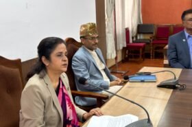 होटल व्यवसायीलाई मन्त्री यादवको आग्रह : ग्यास आपूर्तिमा सहजीकरण गर्न सरकार तयार,होटलको लागि सिलिन्डरको तौल बढाउछौ साथ् दिनुहोस