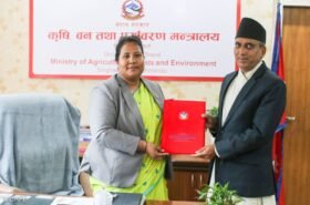 मन्त्री चौधरी र सचिवबीच कार्यसम्पादन करार सम्झौता