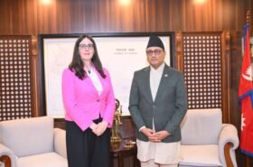 कार्यवाहक प्रधानमन्त्री डा. स्वर्णिम वाग्ले र नेपालका लागि अमेरिकी कार्यवाहक राजदूत मेगन बाउल्डिनबीच भेटवार्ता
