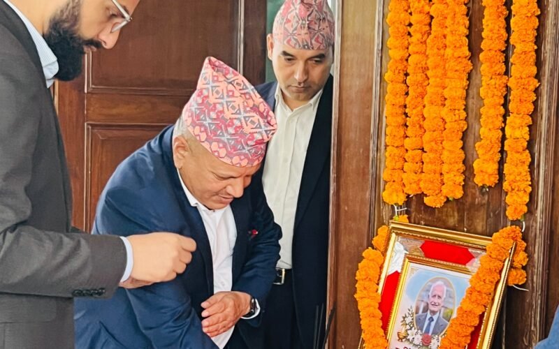 केयूका संस्थापक उपकुलपति शर्माको राजकीय सम्मानका साथ अन्त्येष्टि