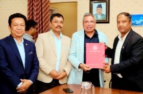 चेम्बरद्वारा ‘व्यापारिक उधारो रकम असुली विधेयक’को प्रारम्भिक मस्यौदा मन्त्री साहलाई हस्तान्तरण