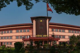 प्रतिनिधिसभा नियमावलीका दुई विवादित नियम कार्यान्वयन नगर्न सर्वोच्चको अन्तरिम आदेश