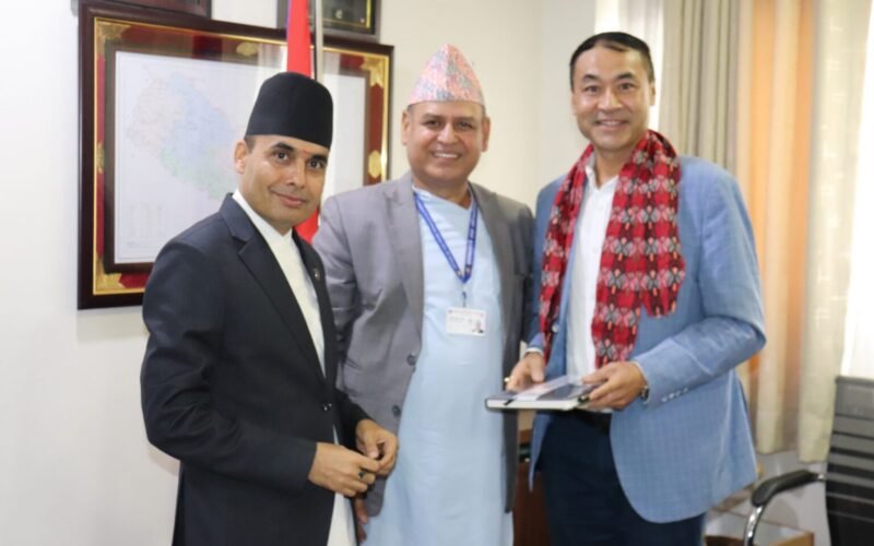 विज्ञापन बोर्डको अध्यक्षमा सन्तोष श्रेष्ठ नियुक्त, चार वर्षका लागि जिम्मेवारी