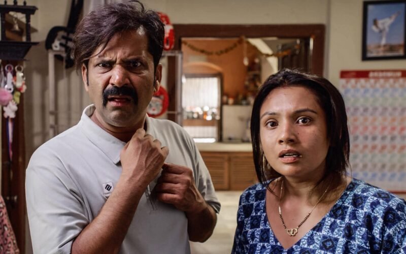‘परिवार’को टिजर सार्वजनिक, कामेश्वर र लक्ष्मीको गेटअपले बढायो कौतुहल