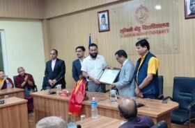 लुम्बिनी बौद्ध विश्वविद्यालयलाई विशिष्ट पहिचानसहित अघि बढाउन शिक्षामन्त्री पोखरेलको जोड